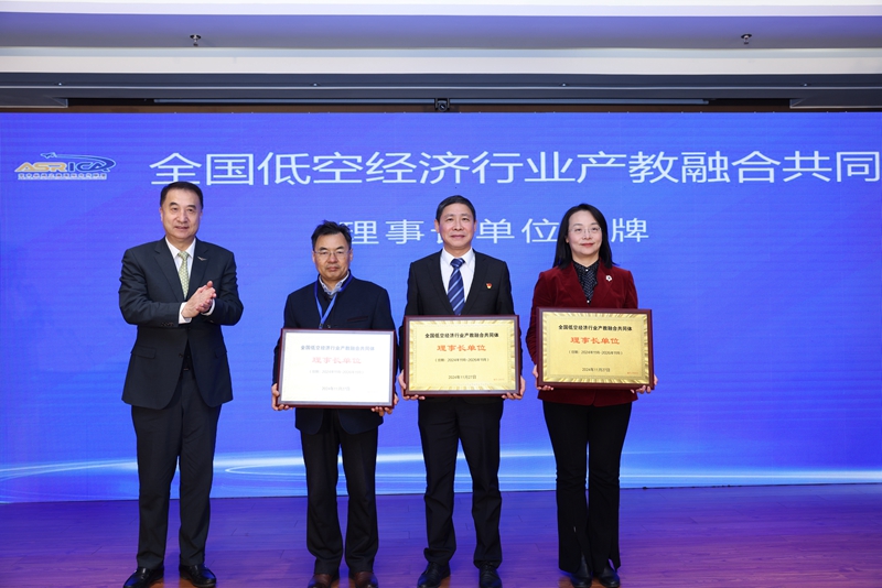 674d5606584cf.jpg BC53F67B01CB138634F2299DDC170E93.jpg